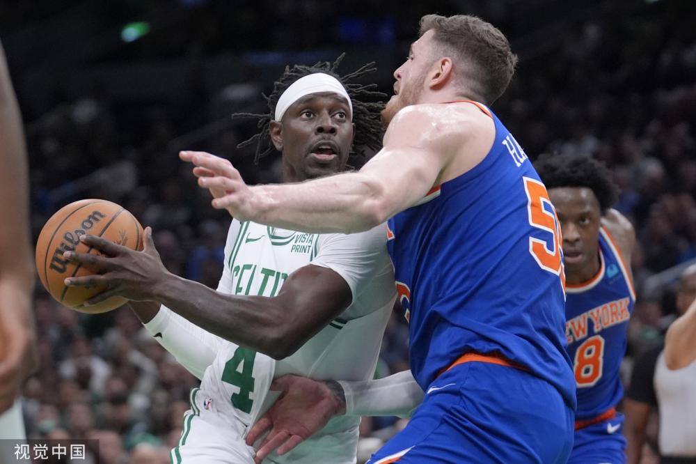 因素共同作 因素共同作