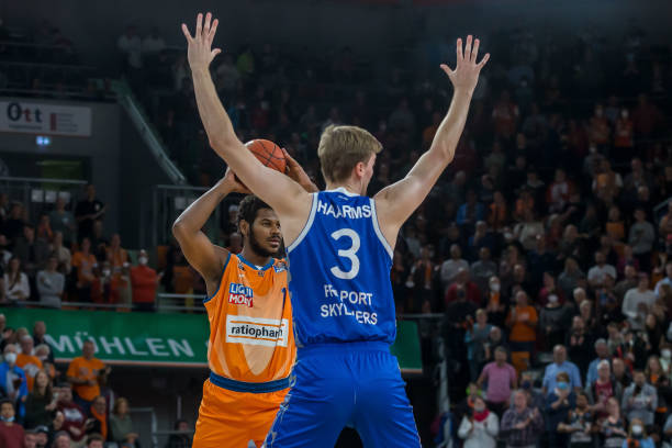 练谈签下奥 练谈签下奥